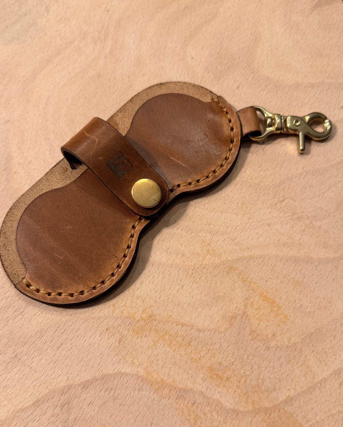 Saddle Brown 002 - Glasses Clip Case